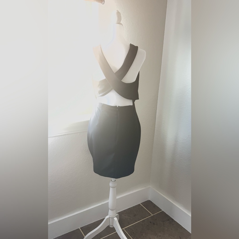 Express Black Cross Back Mini Dress M V Neck Sleeveless